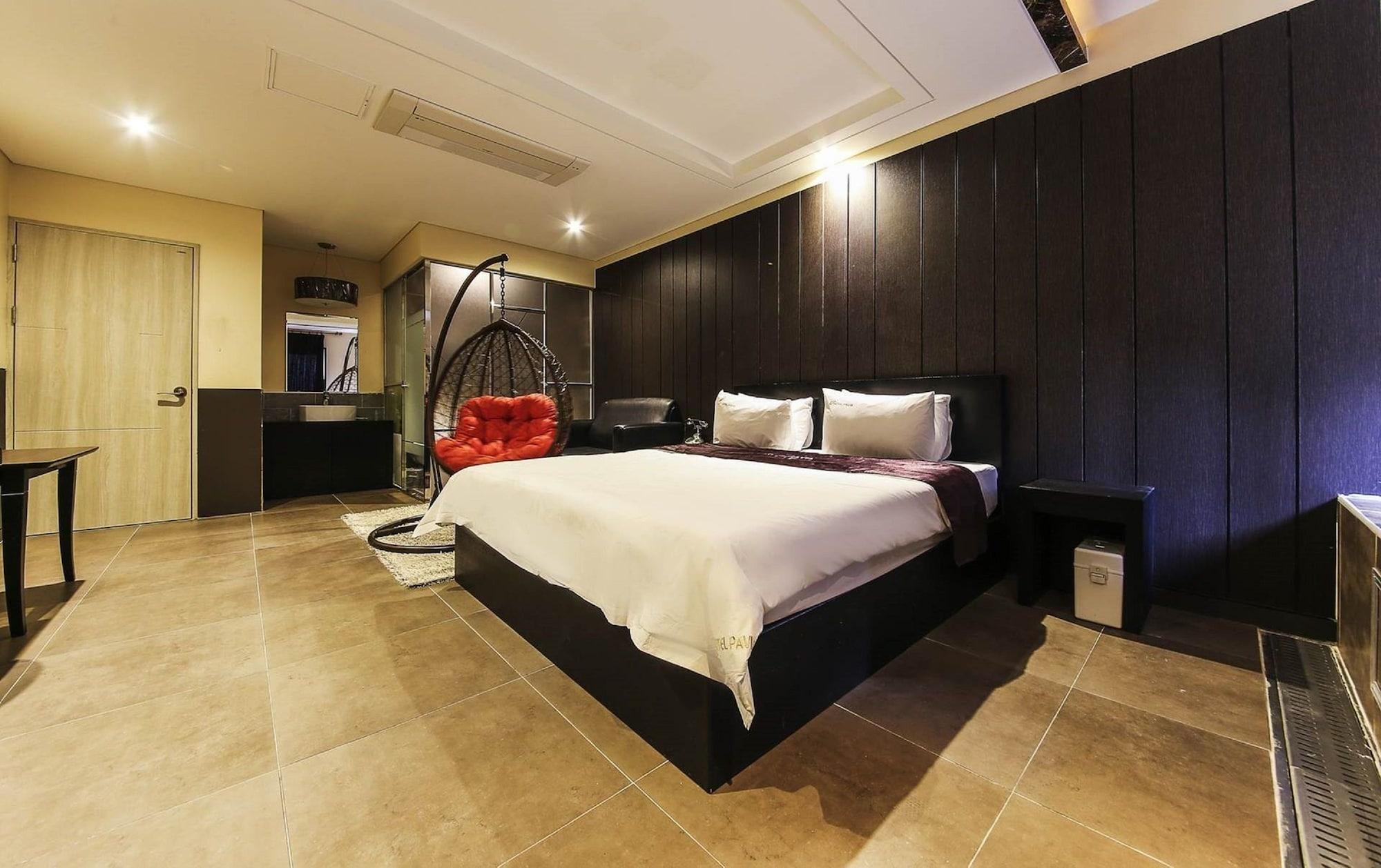 Hotel Pavia Pucshon Kültér fotó