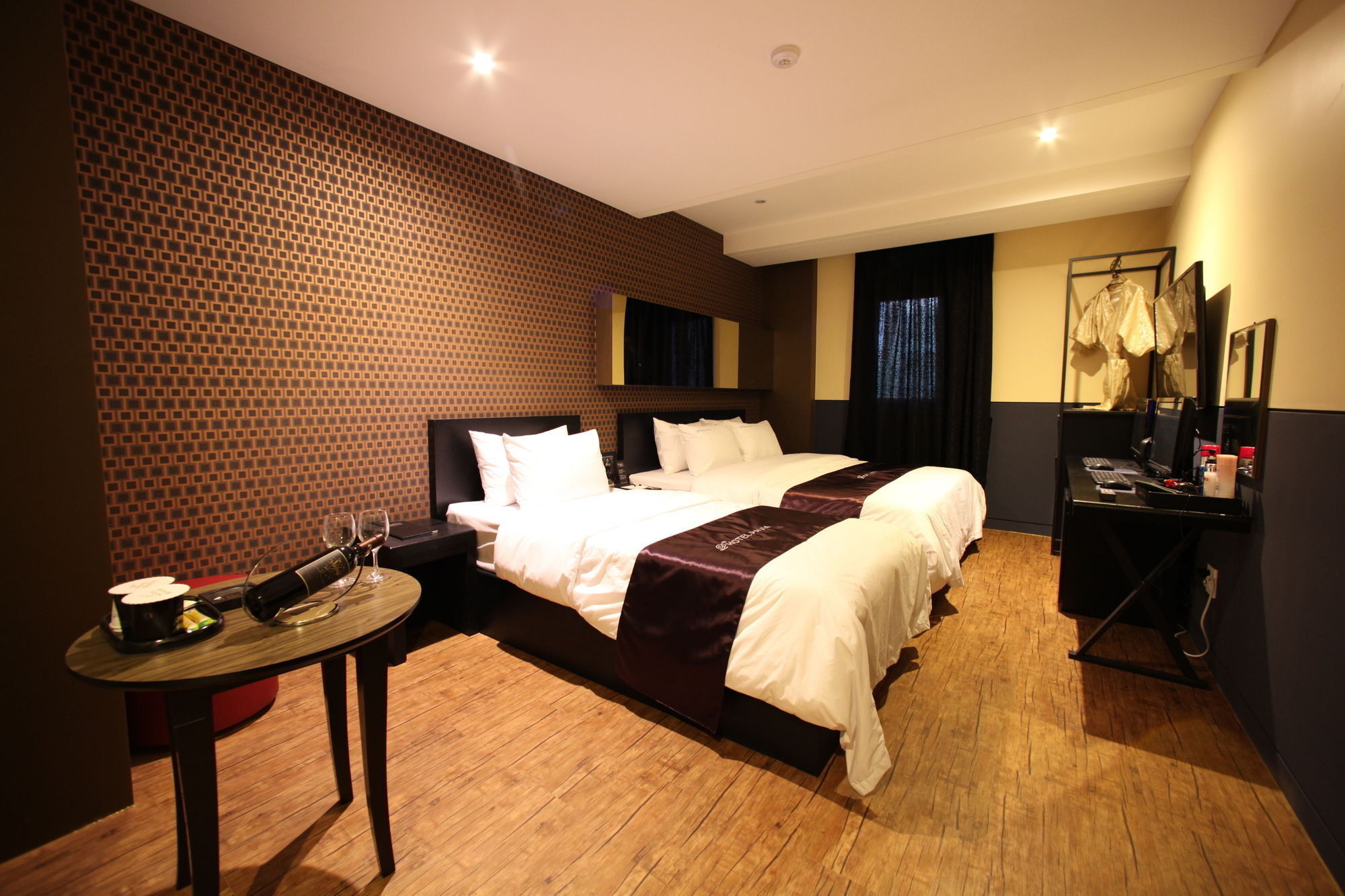 Hotel Pavia Pucshon Kültér fotó